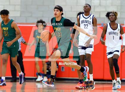 Thumbnail 2 in St. John Bosco vs. Long Beach Poly (Mater Dei Extravaganza) photogallery.