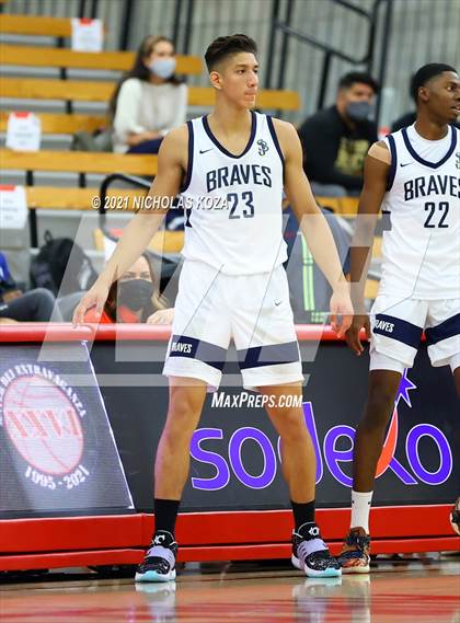 Thumbnail 1 in St. John Bosco vs. Long Beach Poly (Mater Dei Extravaganza) photogallery.