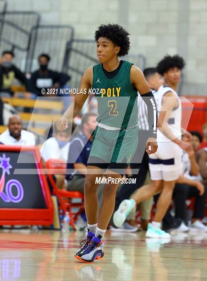 Thumbnail 3 in St. John Bosco vs. Long Beach Poly (Mater Dei Extravaganza) photogallery.
