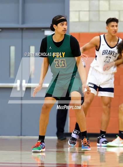 Thumbnail 2 in St. John Bosco vs. Long Beach Poly (Mater Dei Extravaganza) photogallery.