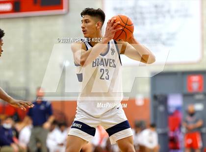 Thumbnail 3 in St. John Bosco vs. Long Beach Poly (Mater Dei Extravaganza) photogallery.