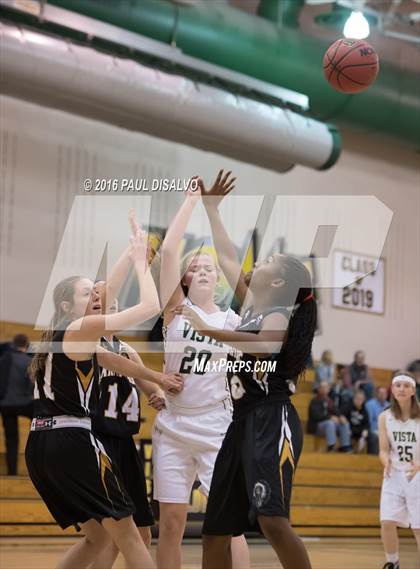 Thumbnail 2 in Mountain Vista vs. Arapahoe photogallery.