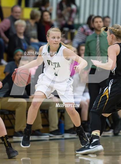 Thumbnail 2 in Mountain Vista vs. Arapahoe photogallery.