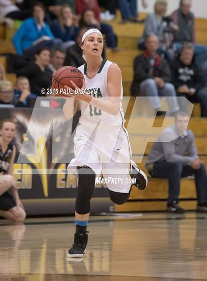 Thumbnail 3 in Mountain Vista vs. Arapahoe photogallery.