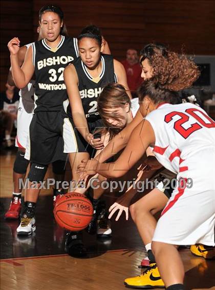 Thumbnail 2 in Bishop Montgomery vs. Great Oak (Ayala Best of the West) photogallery.
