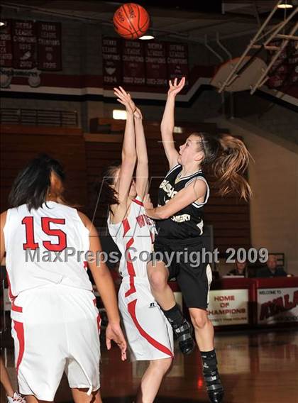 Thumbnail 2 in Bishop Montgomery vs. Great Oak (Ayala Best of the West) photogallery.