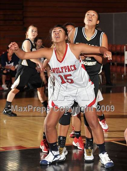 Thumbnail 2 in Bishop Montgomery vs. Great Oak (Ayala Best of the West) photogallery.