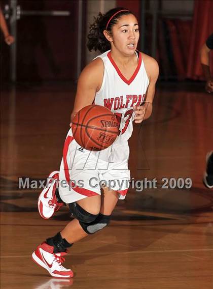 Thumbnail 3 in Bishop Montgomery vs. Great Oak (Ayala Best of the West) photogallery.