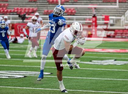 Thumbnail 2 in Herriman vs. Bingham (UHSAA 6A Semifinal) photogallery.
