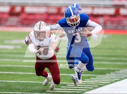Thumbnail 3 in Herriman vs. Bingham (UHSAA 6A Semifinal) photogallery.