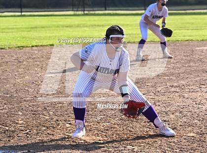 Thumbnail 3 in Mayflower @ Perryville  photogallery.