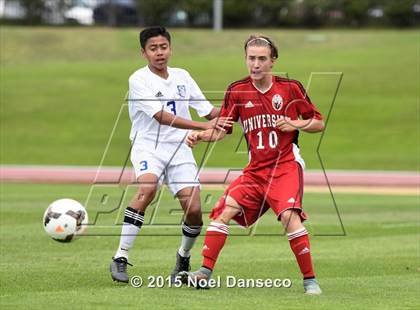 Thumbnail 2 in University vs. Davis photogallery.