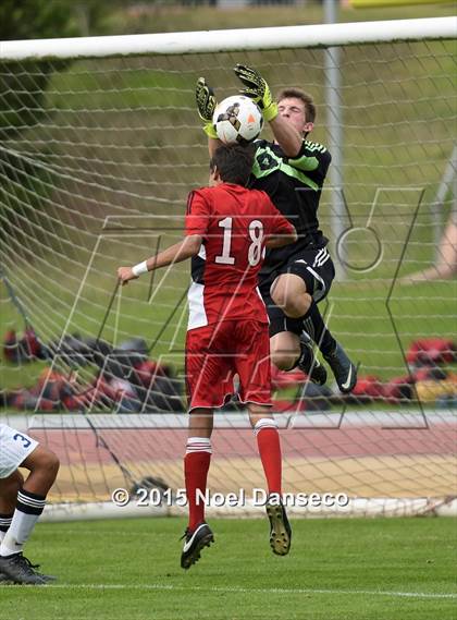 Thumbnail 2 in University vs. Davis photogallery.