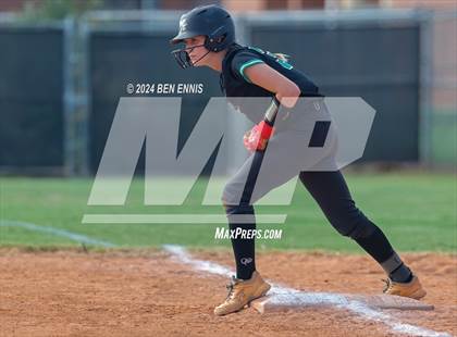 Thumbnail 3 in McIntosh @ Dutchtown photogallery.