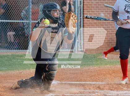 Thumbnail 3 in McIntosh @ Dutchtown photogallery.