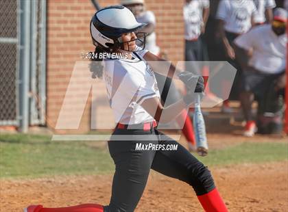Thumbnail 1 in McIntosh @ Dutchtown photogallery.
