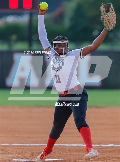 Thumbnail 2 in McIntosh @ Dutchtown photogallery.