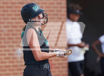 Thumbnail 1 in McIntosh @ Dutchtown photogallery.