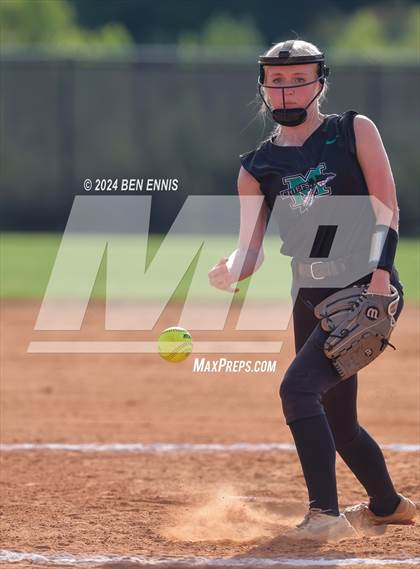Thumbnail 3 in McIntosh @ Dutchtown photogallery.