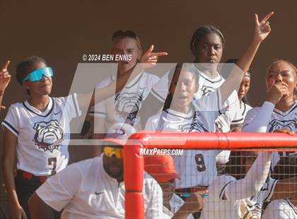 Thumbnail 2 in McIntosh @ Dutchtown photogallery.