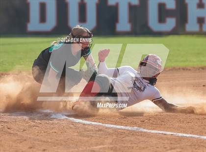 Thumbnail 2 in McIntosh @ Dutchtown photogallery.