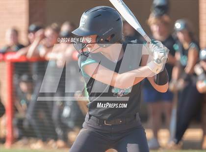 Thumbnail 3 in McIntosh @ Dutchtown photogallery.