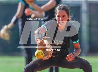 Thumbnail 3 in McIntosh @ Dutchtown photogallery.