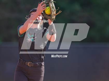Thumbnail 1 in McIntosh @ Dutchtown photogallery.