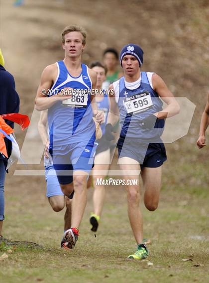 Thumbnail 1 in IHSA 1A Boys Cross Country Sectional (Benton) photogallery.