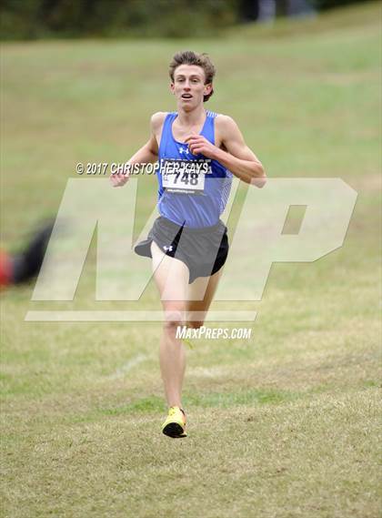 Thumbnail 1 in IHSA 1A Boys Cross Country Sectional (Benton) photogallery.