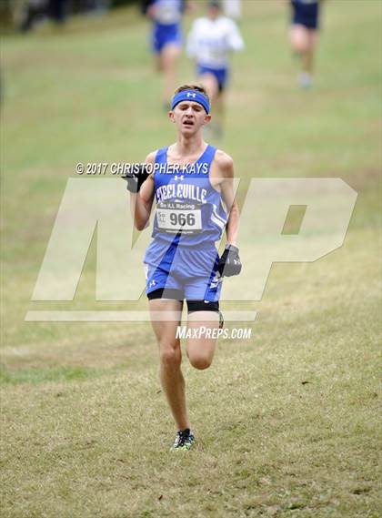 Thumbnail 2 in IHSA 1A Boys Cross Country Sectional (Benton) photogallery.