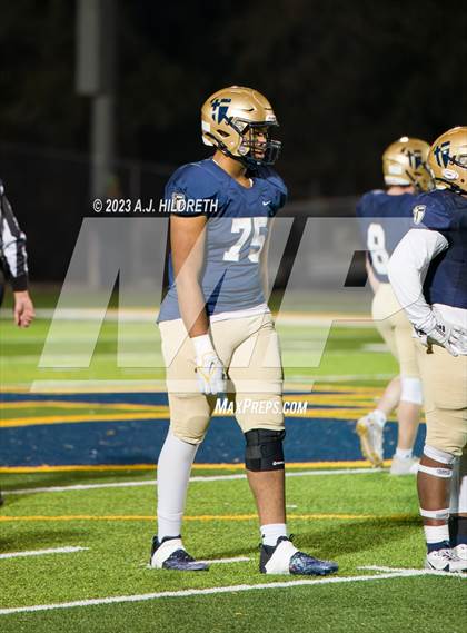 Thumbnail 3 in Saint Thomas Aquinas vs. Basehor-Linwood (KSHSAA 4A Round 3) photogallery.