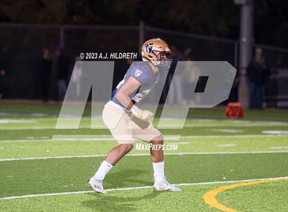 Thumbnail 1 in Saint Thomas Aquinas vs. Basehor-Linwood (KSHSAA 4A Round 3) photogallery.