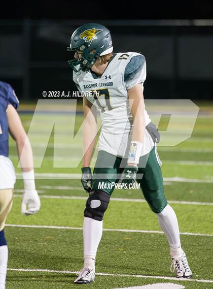 Thumbnail 2 in Saint Thomas Aquinas vs. Basehor-Linwood (KSHSAA 4A Round 3) photogallery.