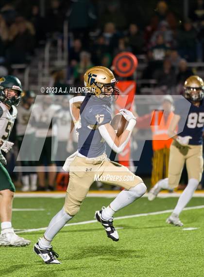 Thumbnail 1 in Saint Thomas Aquinas vs. Basehor-Linwood (KSHSAA 4A Round 3) photogallery.