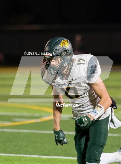 Thumbnail 2 in Saint Thomas Aquinas vs. Basehor-Linwood (KSHSAA 4A Round 3) photogallery.
