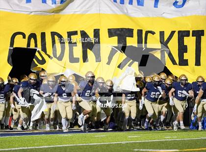 Thumbnail 2 in Saint Thomas Aquinas vs. Basehor-Linwood (KSHSAA 4A Round 3) photogallery.