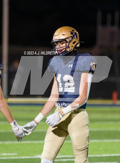 Thumbnail 3 in Saint Thomas Aquinas vs. Basehor-Linwood (KSHSAA 4A Round 3) photogallery.
