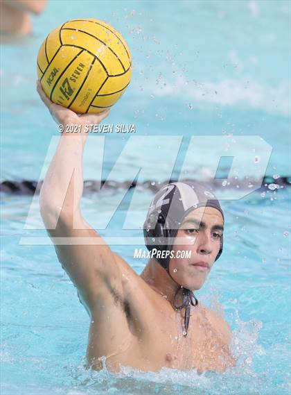 Thumbnail 2 in Point Loma vs. Westview (San Diego Open) photogallery.