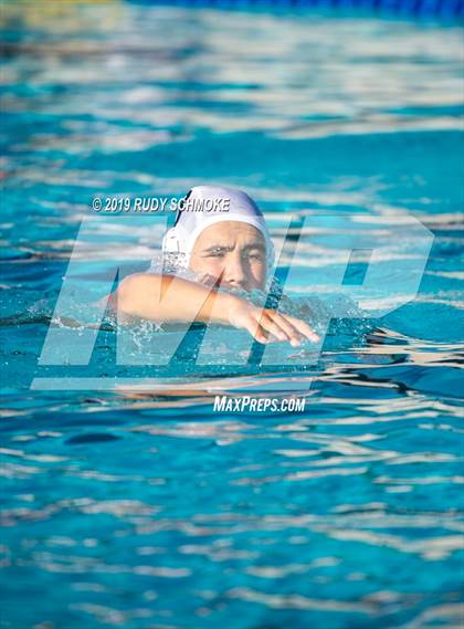 Thumbnail 1 in Santa Fe Christian vs. Rancho Bernardo photogallery.