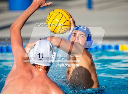 Thumbnail 3 in Santa Fe Christian vs. Rancho Bernardo photogallery.