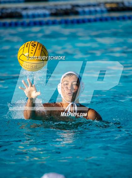 Thumbnail 2 in Santa Fe Christian vs. Rancho Bernardo photogallery.