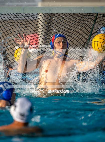 Thumbnail 1 in Santa Fe Christian vs. Rancho Bernardo photogallery.
