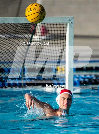 Thumbnail 2 in Santa Fe Christian vs. Rancho Bernardo photogallery.