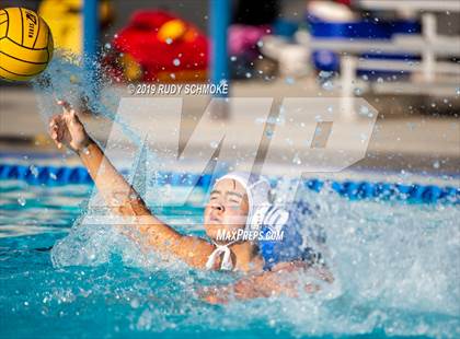Thumbnail 2 in Santa Fe Christian vs. Rancho Bernardo photogallery.