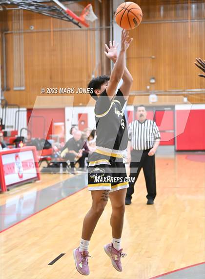 Thumbnail 2 in Shadow Ridge vs. Highland Prep  (Phoenix Union Coyote Classic) photogallery.