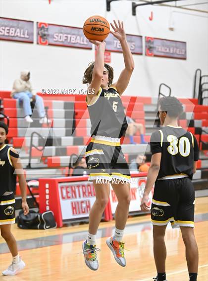 Thumbnail 2 in Shadow Ridge vs. Highland Prep  (Phoenix Union Coyote Classic) photogallery.