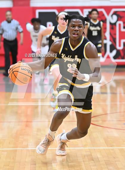 Thumbnail 1 in Shadow Ridge vs. Highland Prep  (Phoenix Union Coyote Classic) photogallery.
