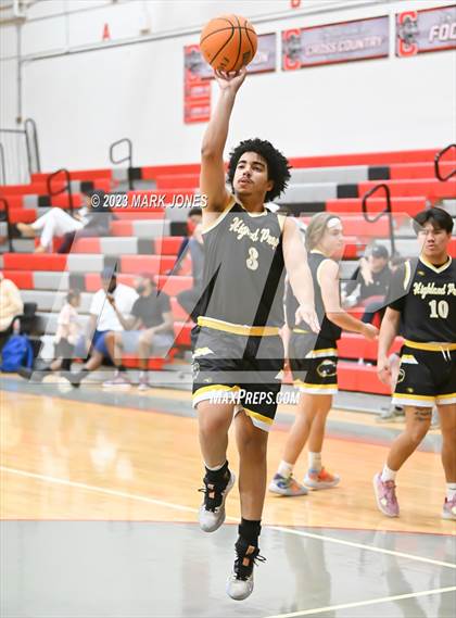 Thumbnail 2 in Shadow Ridge vs. Highland Prep  (Phoenix Union Coyote Classic) photogallery.