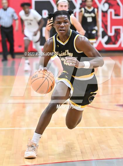 Thumbnail 2 in Shadow Ridge vs. Highland Prep  (Phoenix Union Coyote Classic) photogallery.